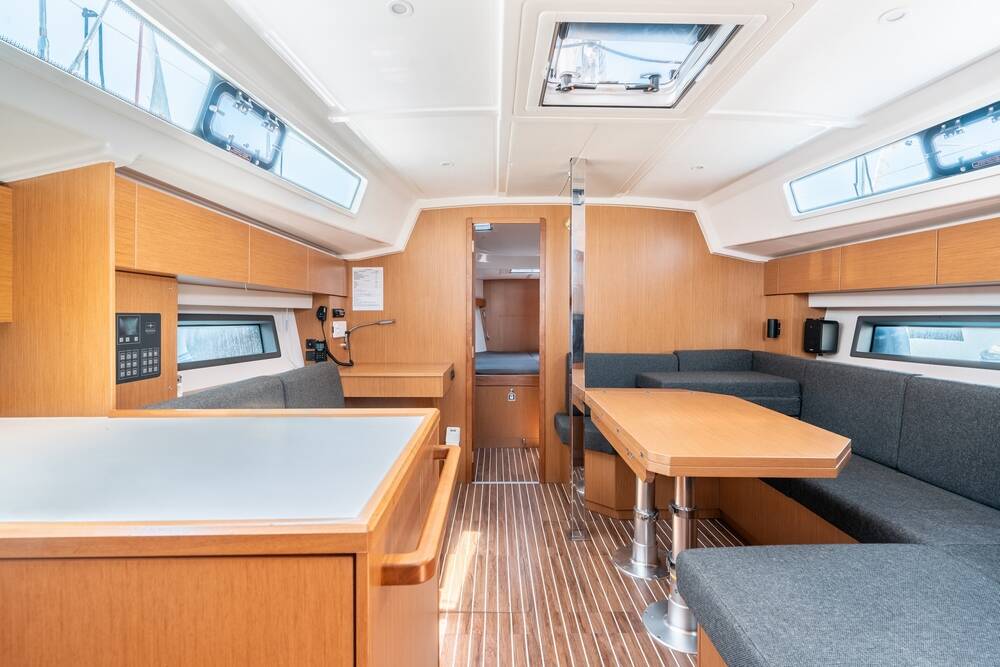 Segelyacht Bavaria C42 Avra