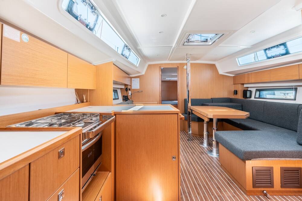 Segelyacht Bavaria C42 Avra