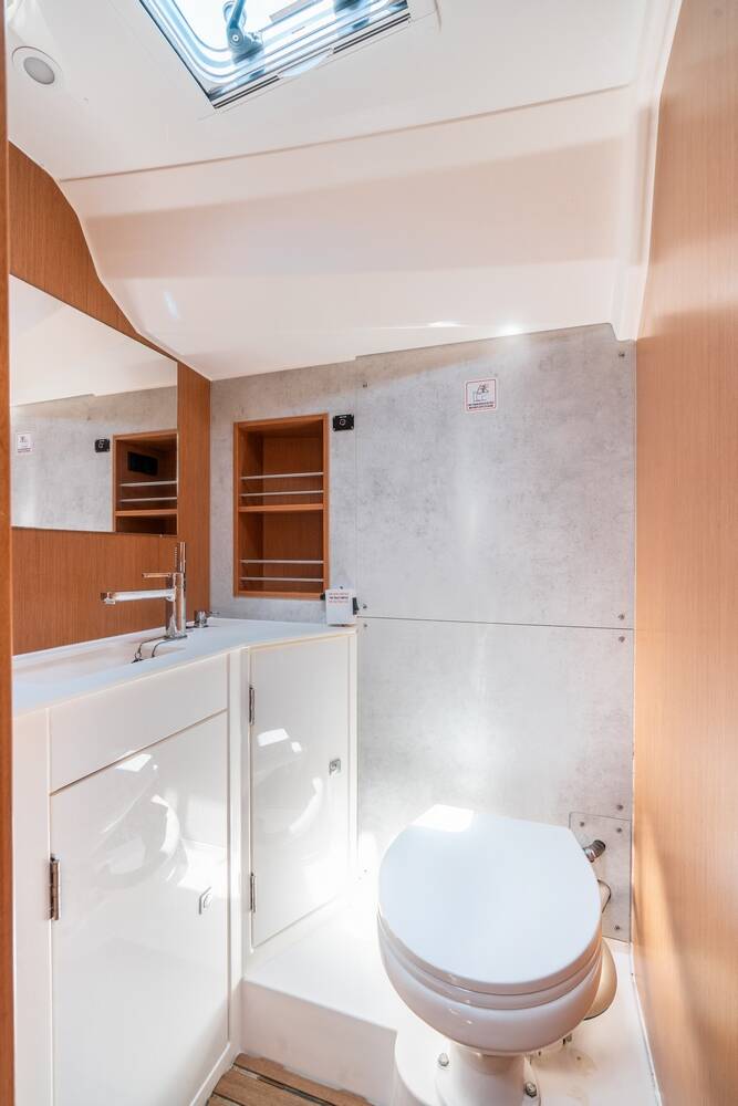 Segelyacht Bavaria C42 Avra