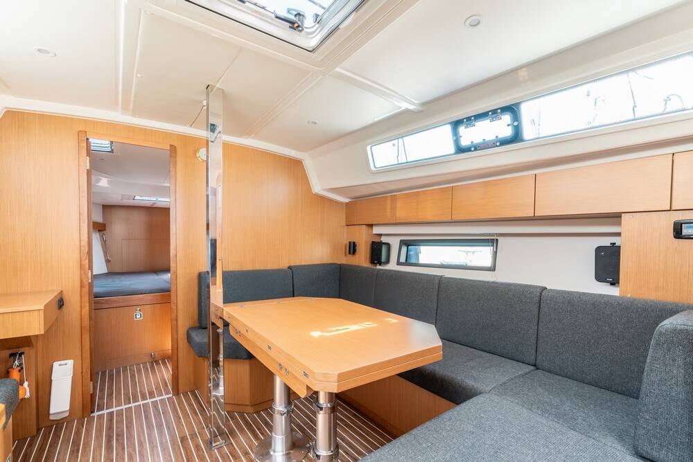 Segelyacht Bavaria C42 Avra