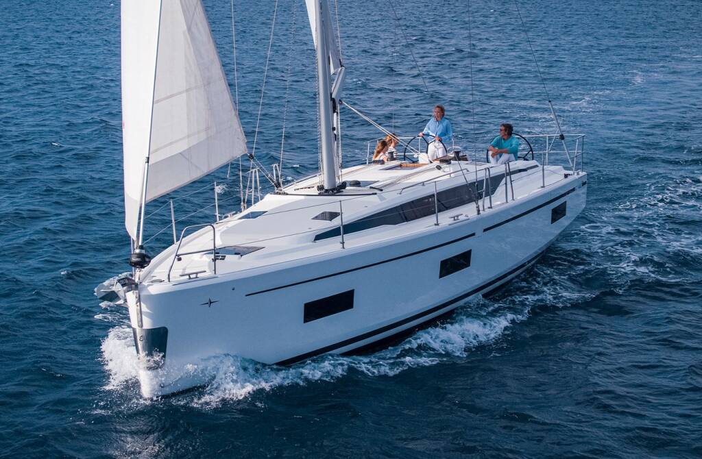 Bavaria C42 Onyx