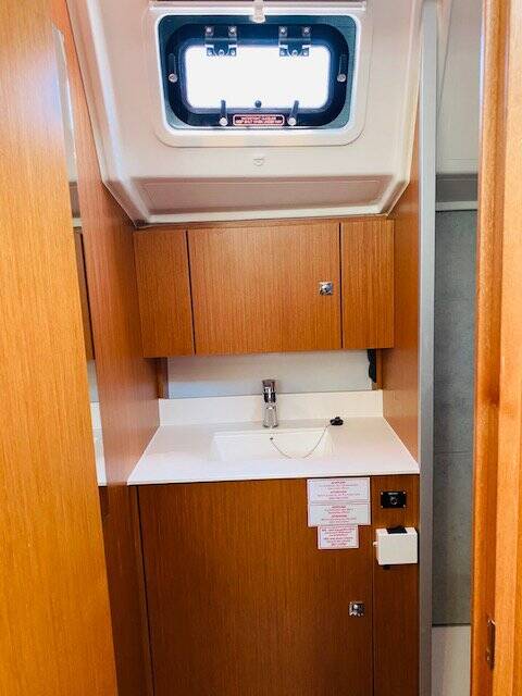 Bavaria C42 Sakura J