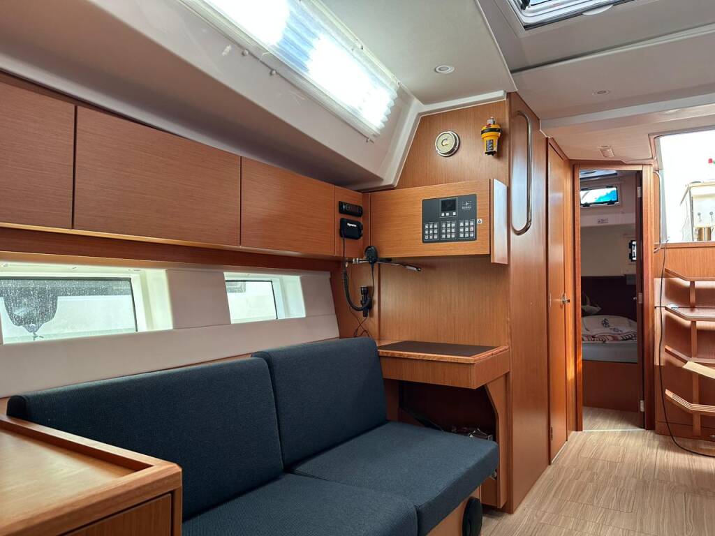 Bavaria C45 Holiday Kyveli