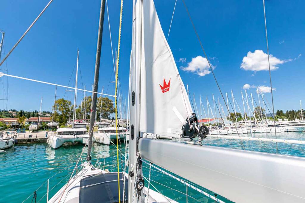 Segelyacht Bavaria C45 Deep Blue