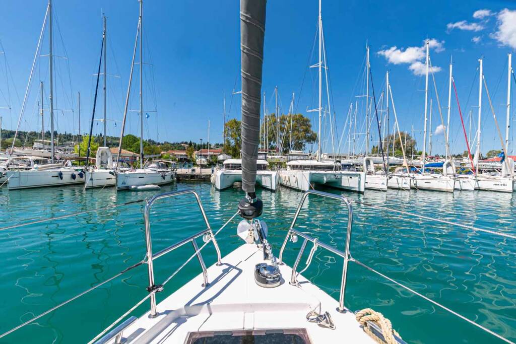Segelyacht Bavaria C45 Deep Blue
