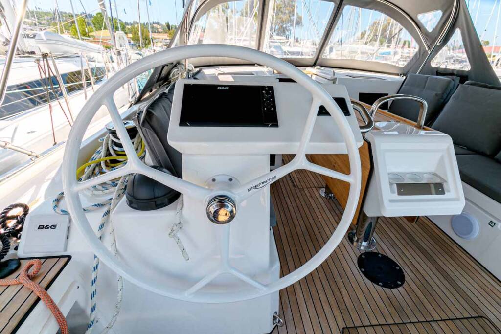 Segelyacht Bavaria C45 Deep Blue