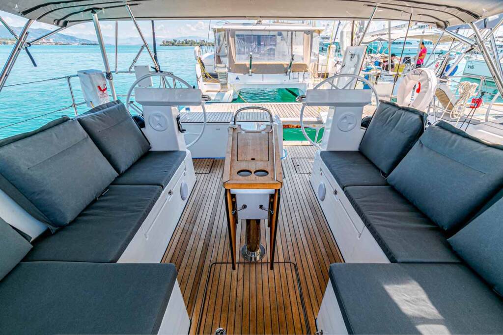 Segelyacht Bavaria C45 Deep Blue