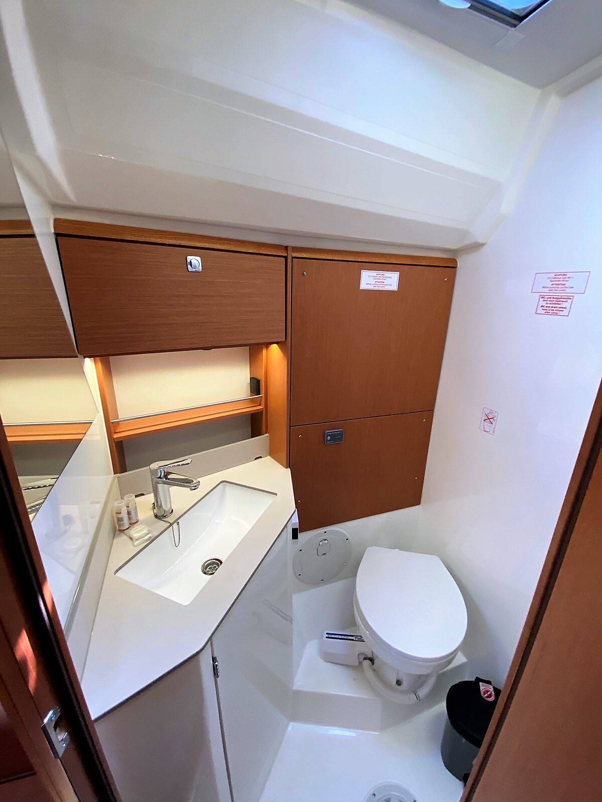 Segelyacht Bavaria C46 Jason