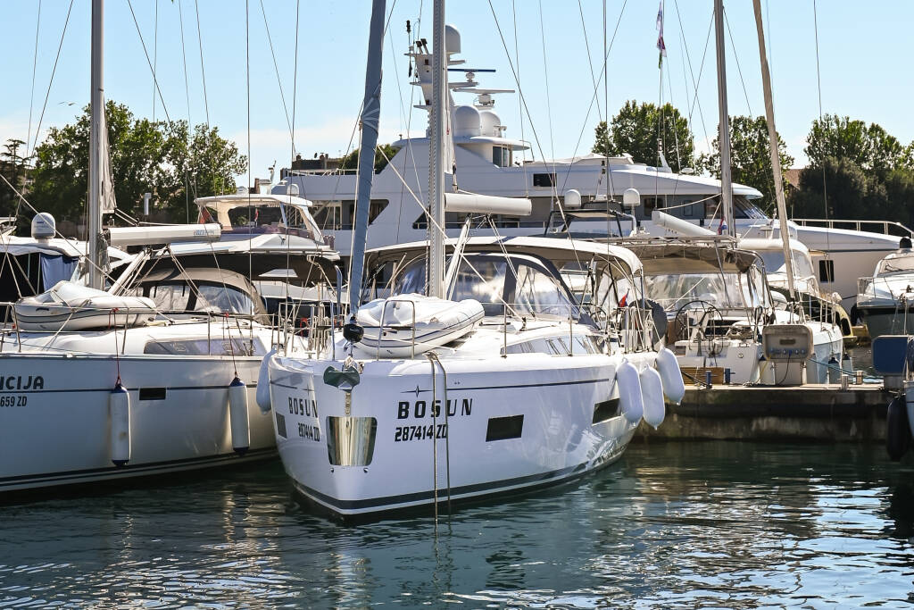 Segelyacht Bavaria C46 Bosun