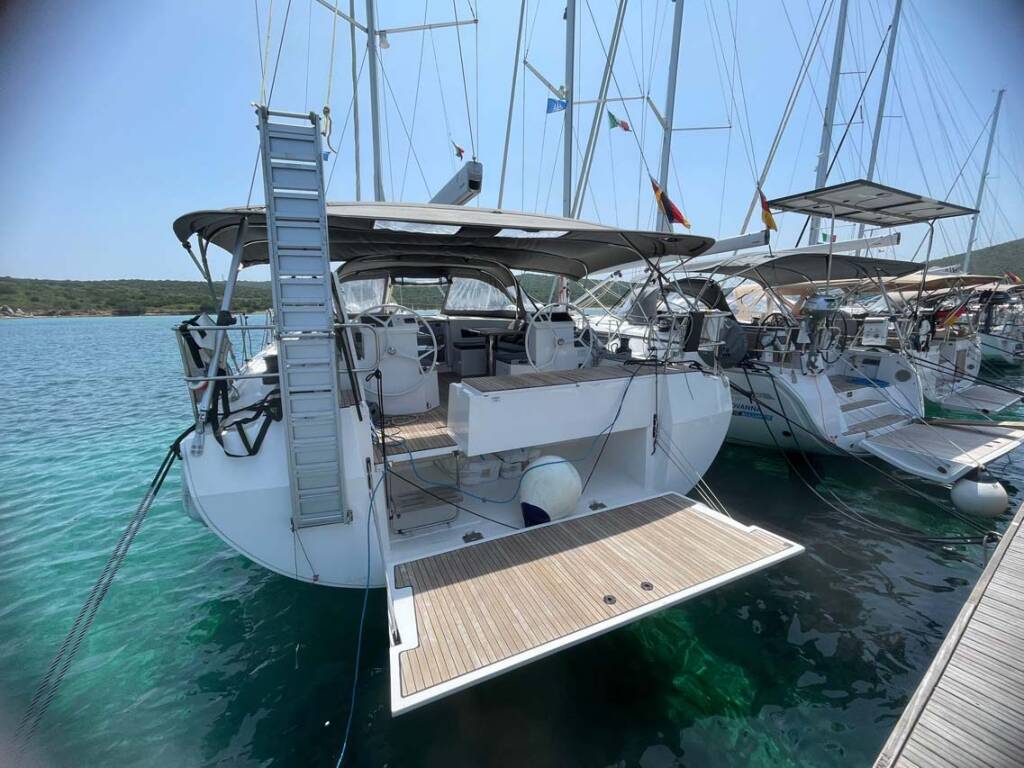 Bavaria C50 Holiday Insomnia