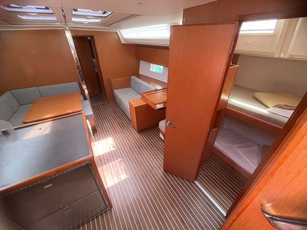 Bavaria C50 Holiday Insomnia