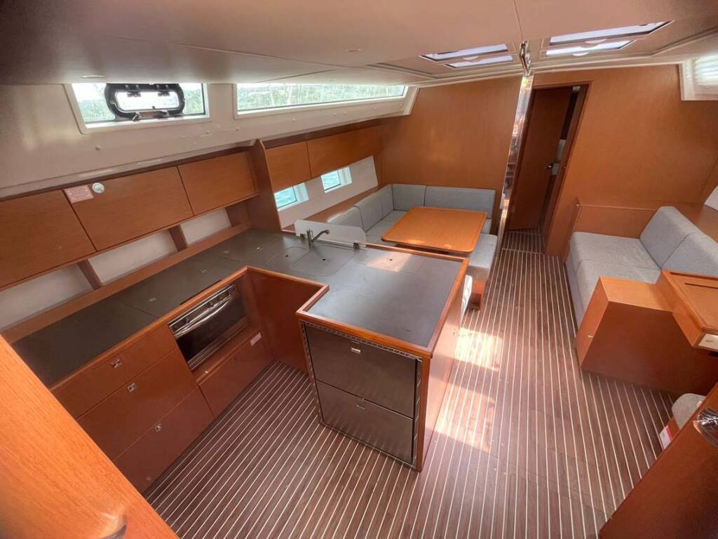 Bavaria C50 Holiday Insomnia