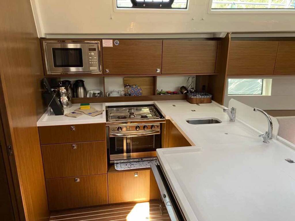 Segelyacht Bavaria C50 Style Acrux