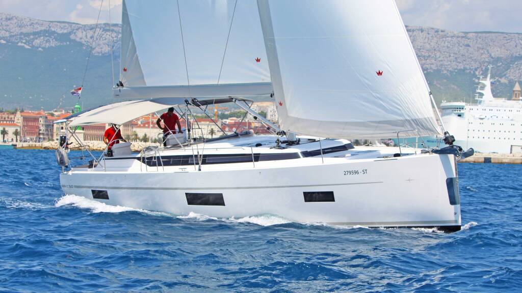 Sailing yacht Bavaria C50 Style Shala
