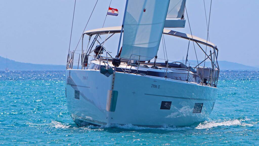Sailing yacht Bavaria C50 Style Shala