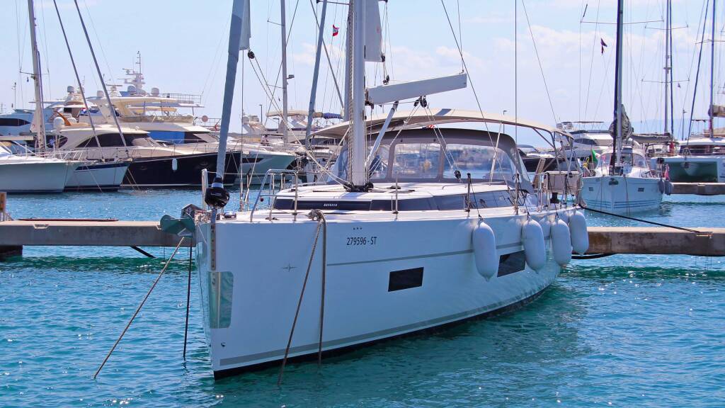 Sailing yacht Bavaria C50 Style Shala
