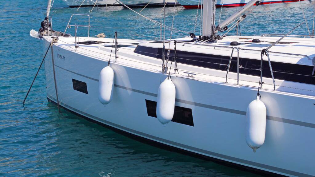Sailing yacht Bavaria C50 Style Shala