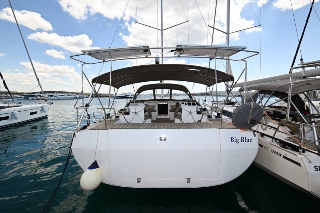Sailing yacht Bavaria C50 Style Big Blue