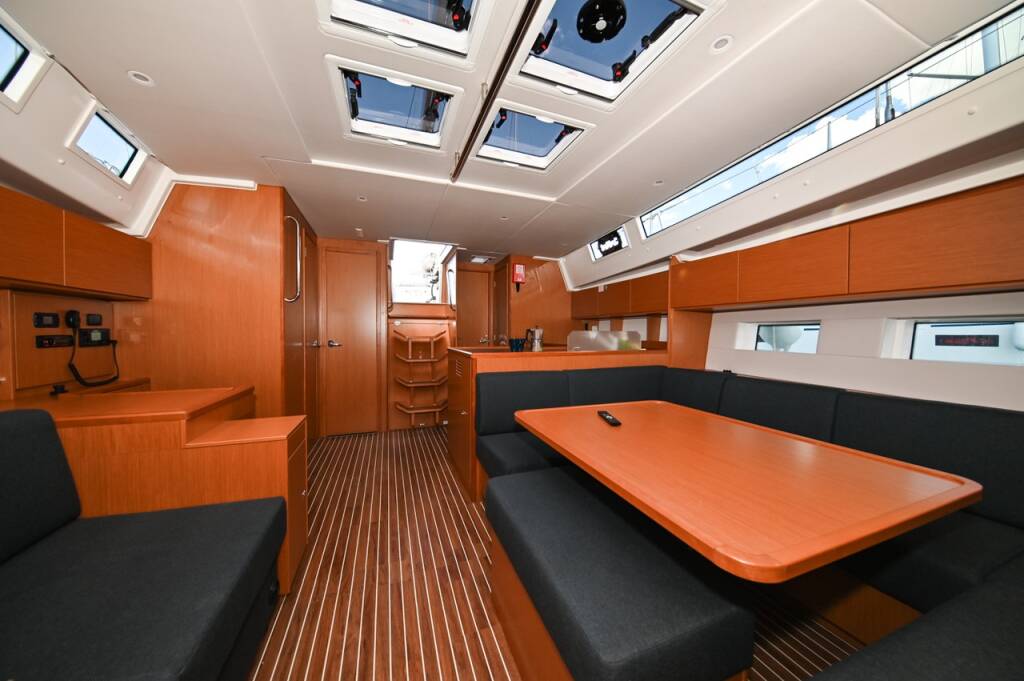 Sailing yacht Bavaria C50 Style Big Blue