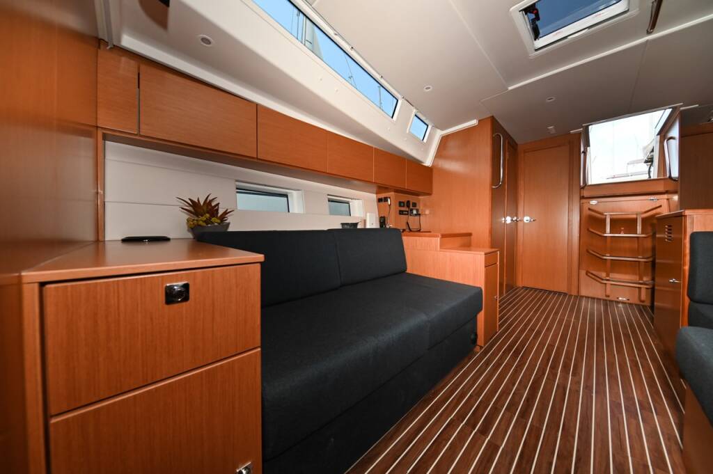 Sailing yacht Bavaria C50 Style Big Blue