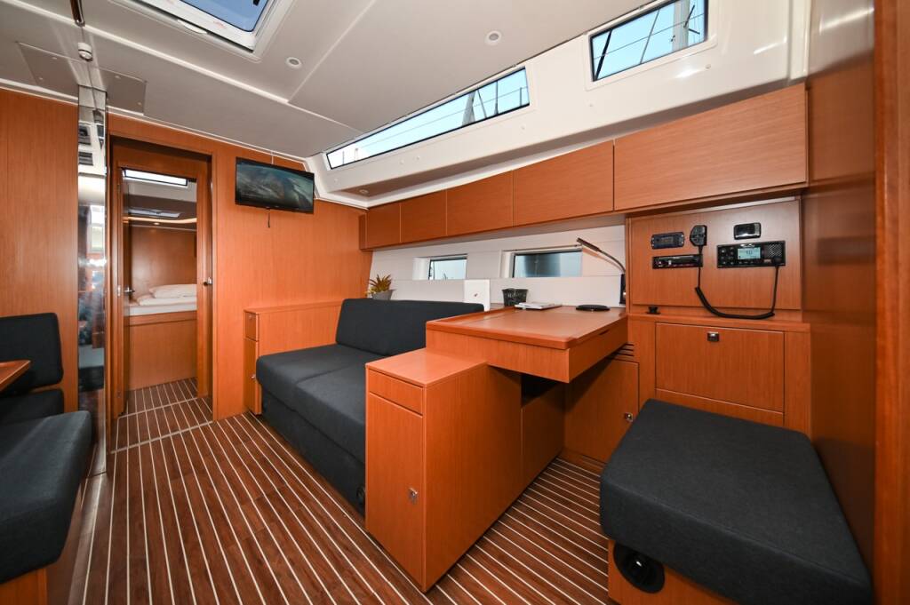 Sailing yacht Bavaria C50 Style Big Blue