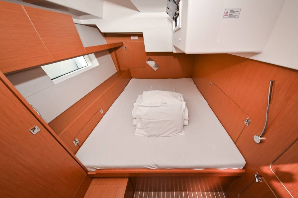 Sailing yacht Bavaria C50 Style Big Blue