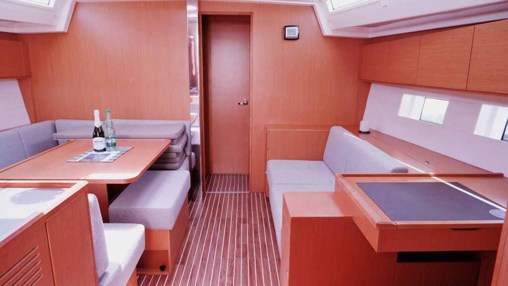 Segelyacht Bavaria C50 Style Juana