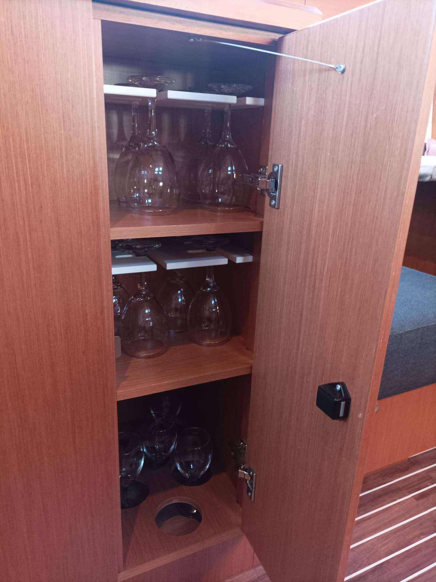 Bavaria C50 Roza Deflores 2