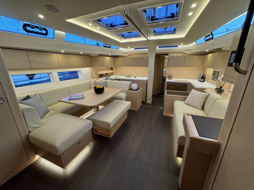 Segelyacht Bavaria C57 Style Mina