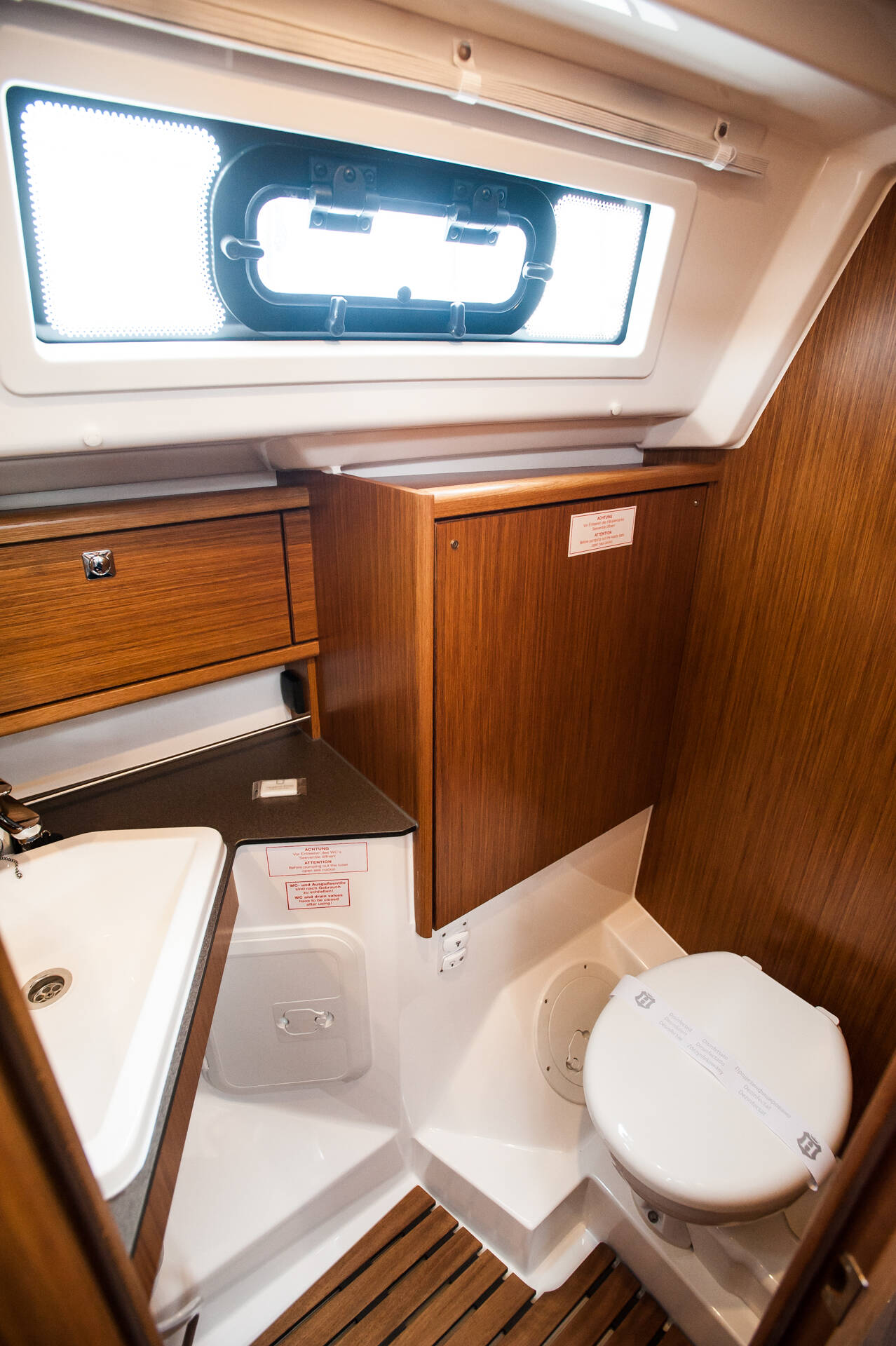 Segelyacht Bavaria Cruiser 34 Style Neo