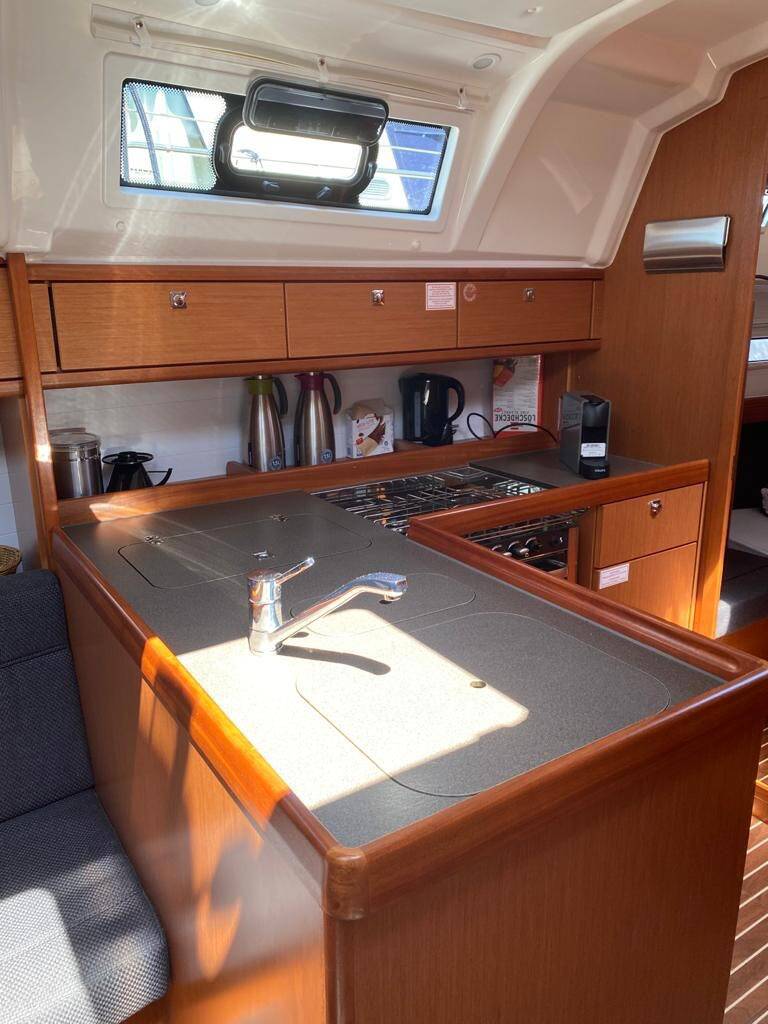 Segelyacht Bavaria Cruiser 37 Joëlle