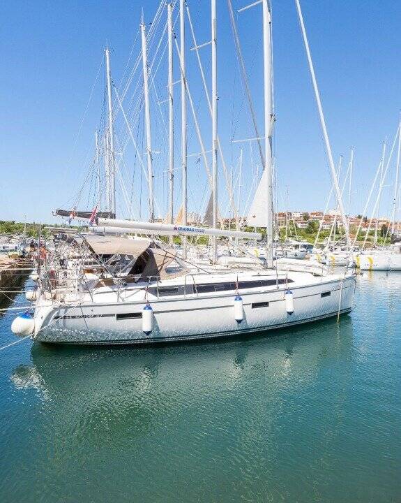 Bavaria Cruiser 37 Kata