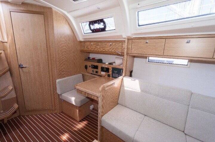 Bavaria Cruiser 37 Kata