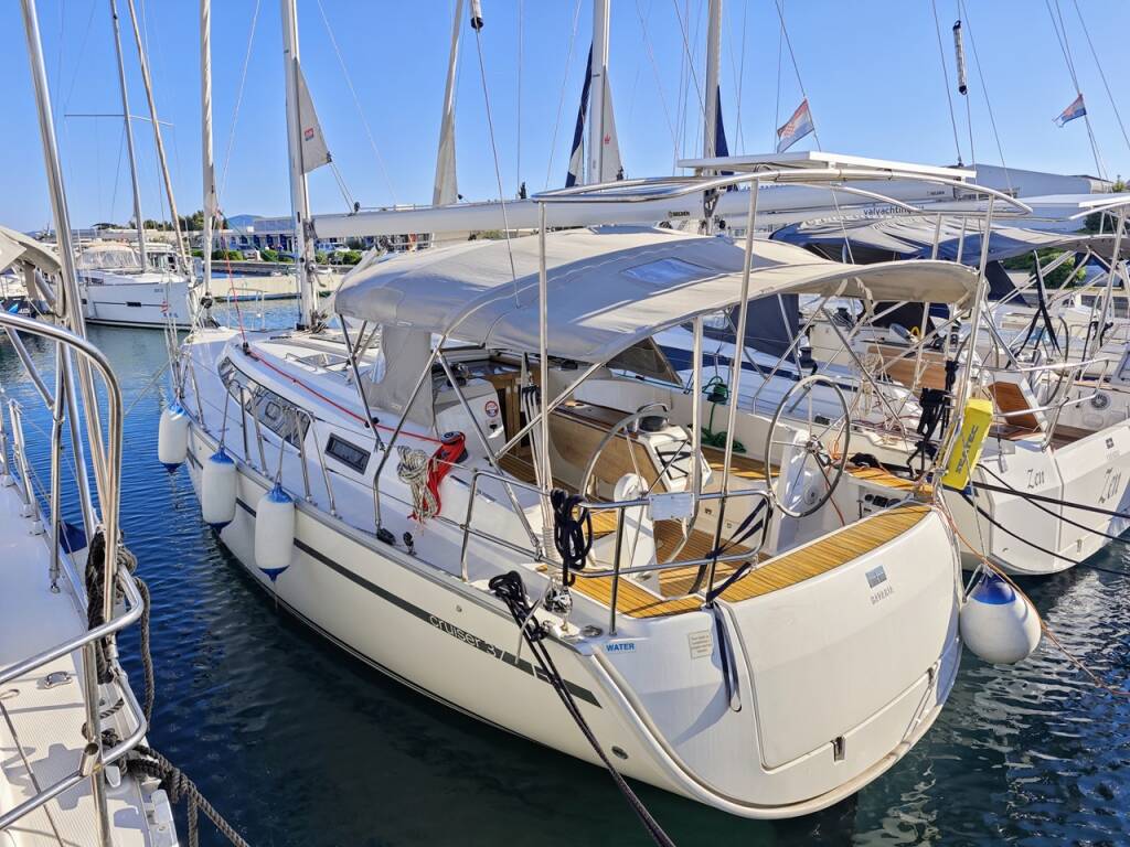 Bavaria Cruiser 37 Atena