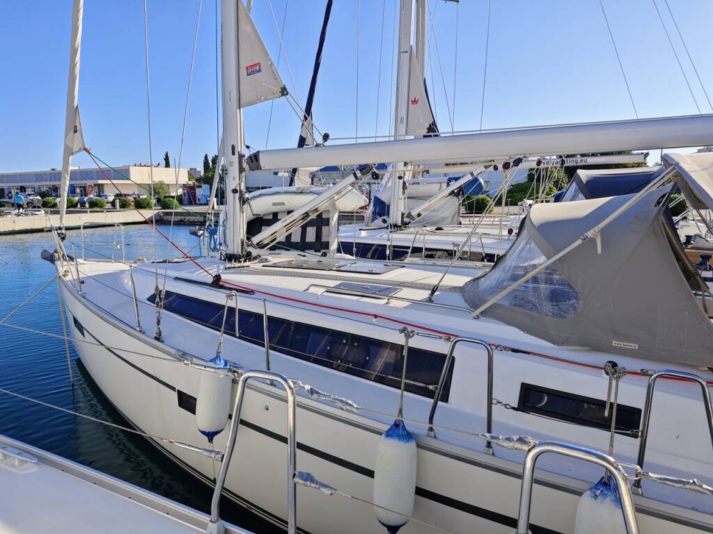 Bavaria Cruiser 37 Atena