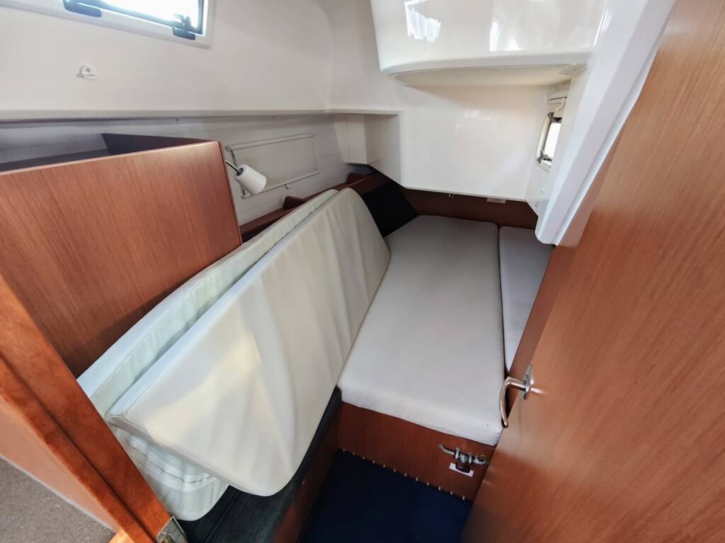 Bavaria Cruiser 37 Hana