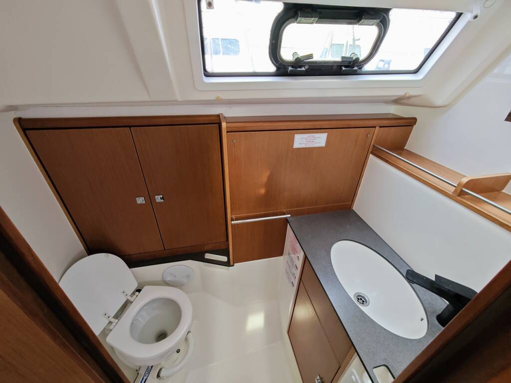 Bavaria Cruiser 37 Hana
