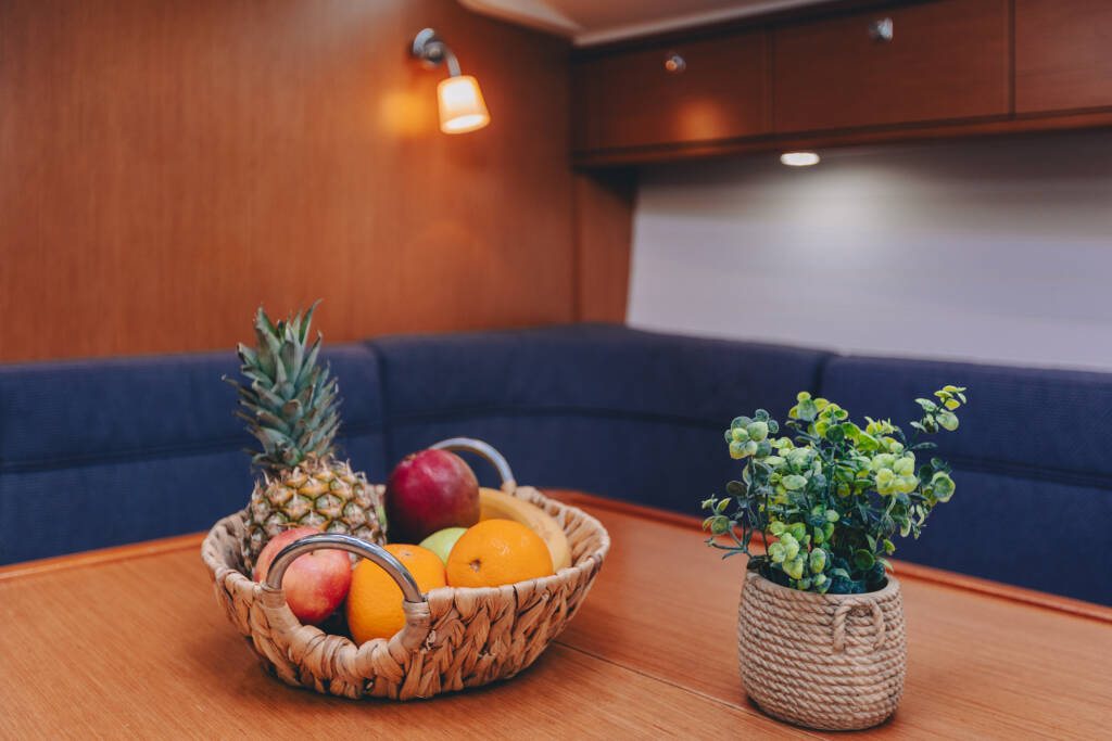 Bavaria Cruiser 37 Fjaka