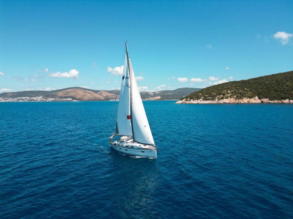 Segelyacht Bavaria Cruiser 40 Spark 1
