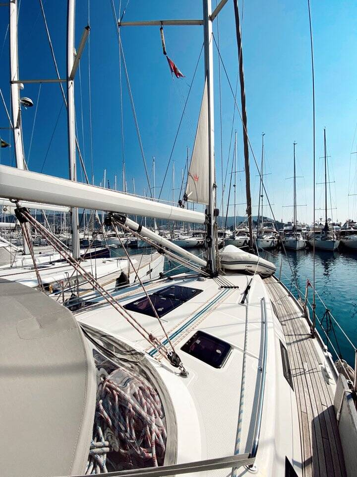 Bavaria Cruiser 40 Spark-1