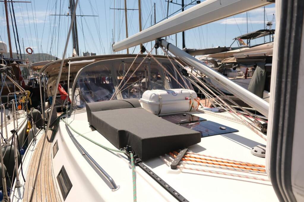 Bavaria Cruiser 40 Spark-1