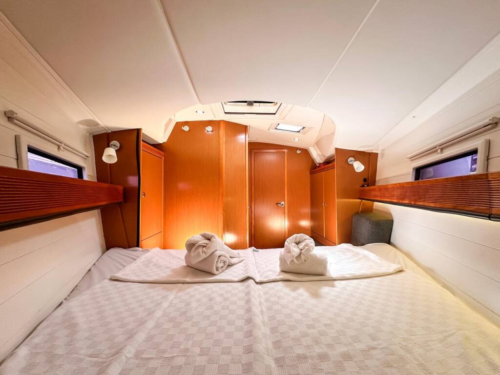 Bavaria Cruiser 40 Spark-1