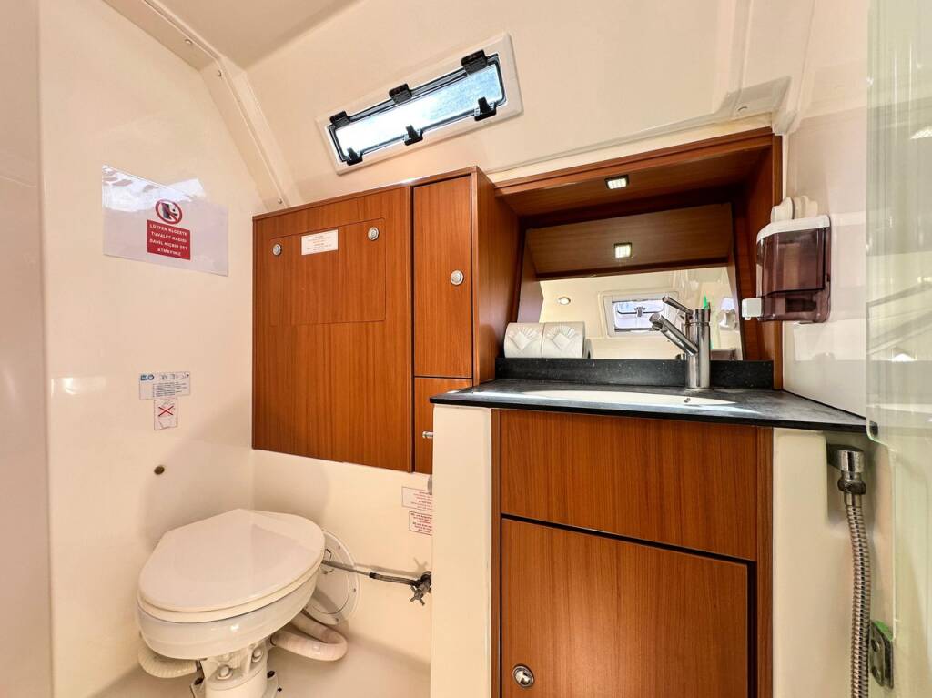 Bavaria Cruiser 40 Spark-1