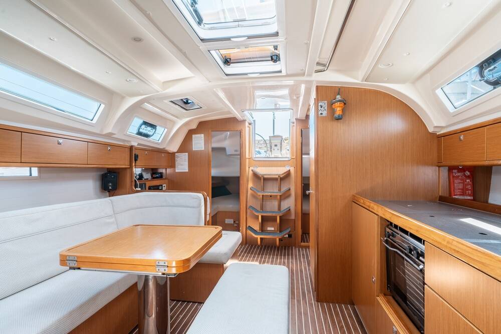 Segelyacht Bavaria Cruiser 41 Alkyoni