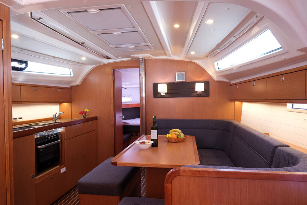 Segelyacht Bavaria Cruiser 41 Marlin 3