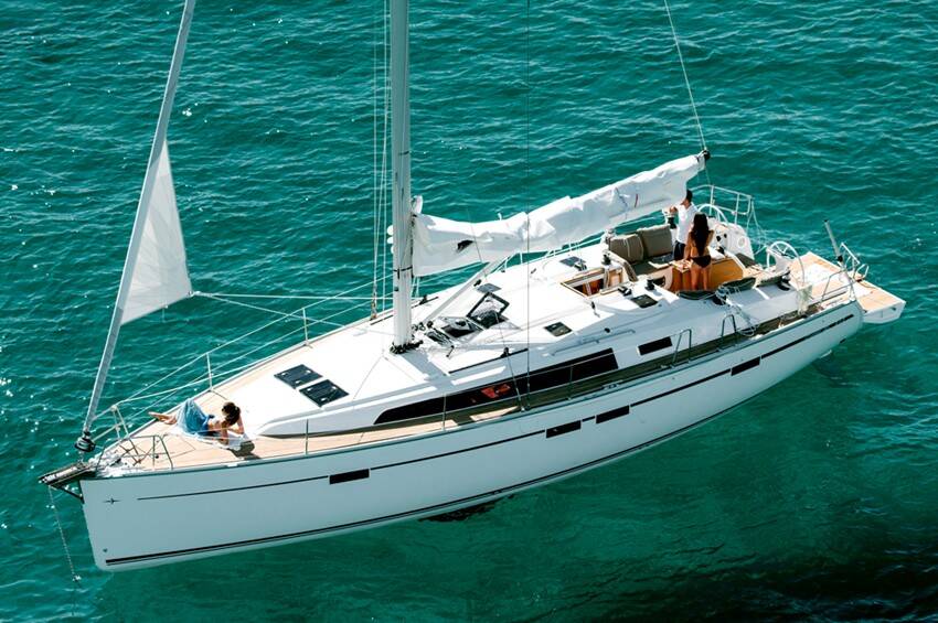 Sailing yacht Bavaria Cruiser 41 Bella