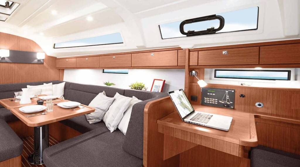 Sailing yacht Bavaria Cruiser 41 Bella