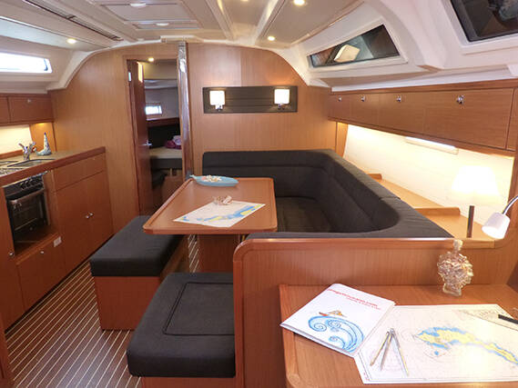 Segelyacht Bavaria Cruiser 41 Xenia