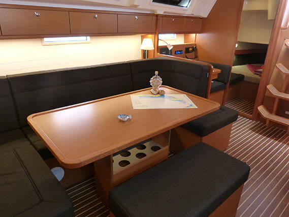 Segelyacht Bavaria Cruiser 41 Xenia