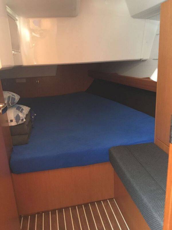 Sailing yacht Bavaria Cruiser 41 Laguna